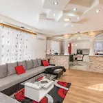 Vakantiehuis Gorgeous In *